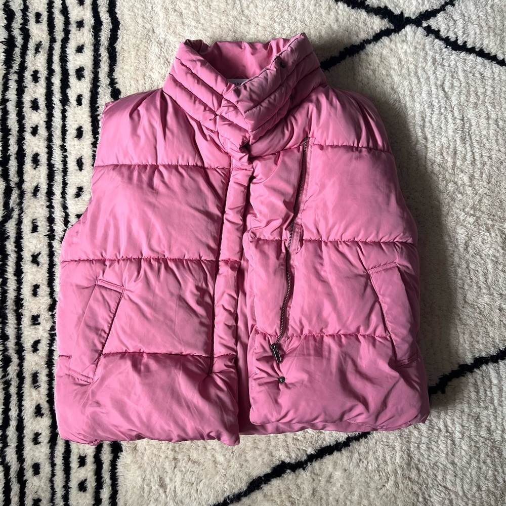 Pink puffer jacket urban outfitters